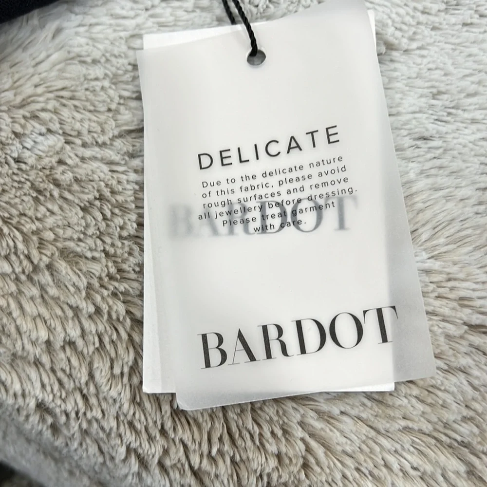 Bardot Britney Bodysuit in Black - Picture 5 of 9